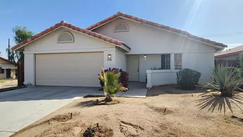 51910 Eisenhower Dr, La Quinta, CA 92253