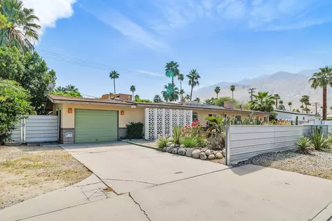 1065 E Sunny Dunes Rd, Palm Springs, CA 92264