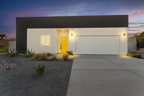 13485 Avenida La Vis, Desert Hot Springs, CA 92240