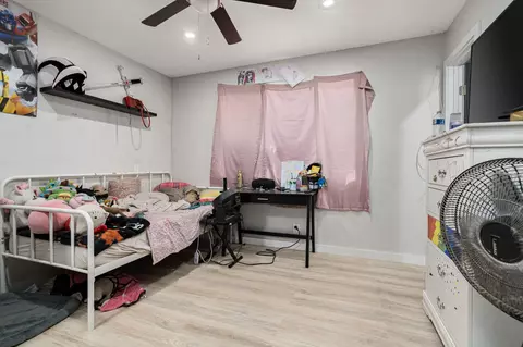 Bedroom - 43128 Kenya Dr, Indio, CA 92201 photo 2 of 3