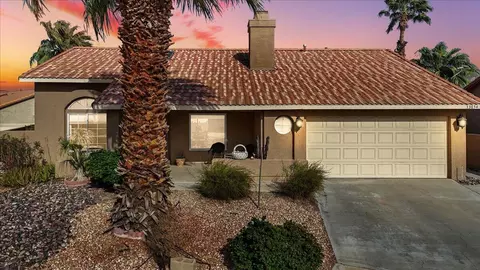33854 Palm Lake Cir, Thousand Palms, CA 92276