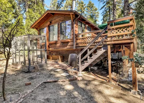 Exterior - 54985 S Circle Dr, Idyllwild, CA 92549 photo 15 of 19