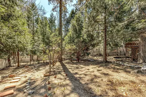 Exterior - 54985 S Circle Dr, Idyllwild, CA 92549 photo 12 of 19