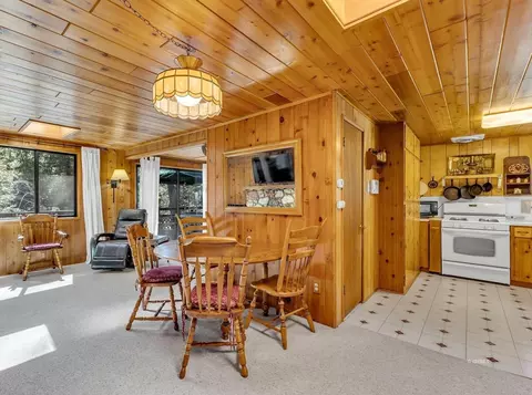 Dining - 54985 S Circle Dr, Idyllwild, CA 92549 photo 1 of 3