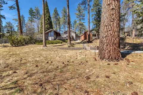 Exterior - 53845 Pine Crest Ave, Idyllwild, CA 92549 photo 20 of 26