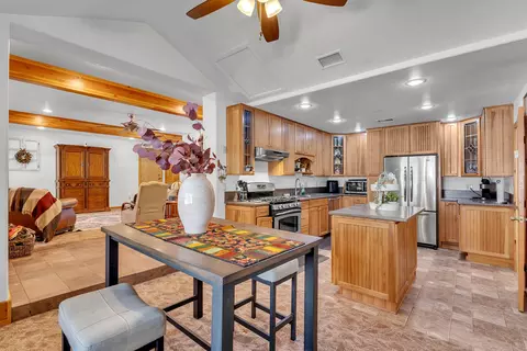 Kitchen - 53845 Pine Crest Ave, Idyllwild, CA 92549 photo 2 of 9