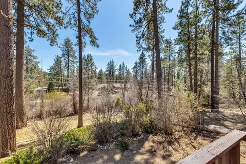 Exterior - 53845 Pine Crest Ave, Idyllwild, CA 92549 photo 16 of 26