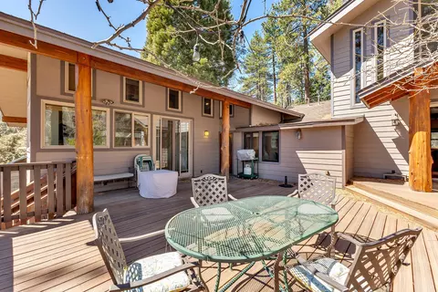 Exterior - 53845 Pine Crest Ave, Idyllwild, CA 92549 photo 14 of 26