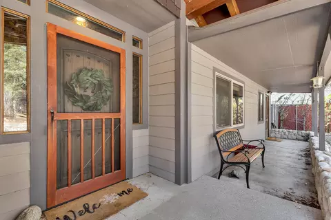Exterior - 53845 Pine Crest Ave, Idyllwild, CA 92549 photo 8 of 26