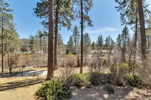 Exterior - 53845 Pine Crest Ave, Idyllwild, CA 92549 photo 15 of 26