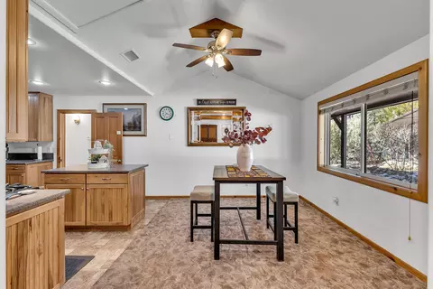Dining - 53845 Pine Crest Ave, Idyllwild, CA 92549 photo 1 of 4