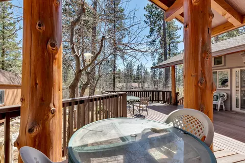 Exterior - 53845 Pine Crest Ave, Idyllwild, CA 92549 photo 9 of 26