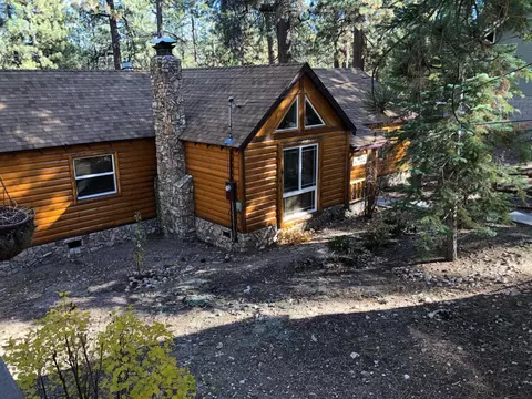 473 Chipmunk Lane Ln, Big Bear Lake, CA 92315