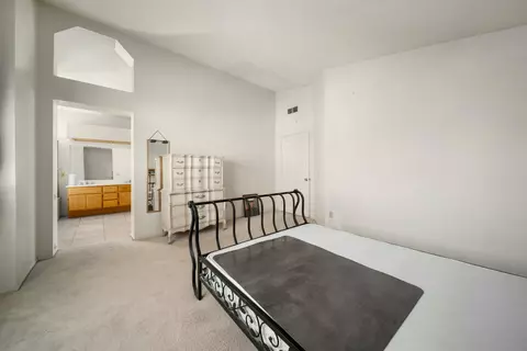 Bedroom - 2535 Overland Ave, Lancaster, CA 93536 photo 8 of 8