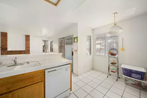 Kitchen - 2535 Overland Ave, Lancaster, CA 93536 photo 4 of 4