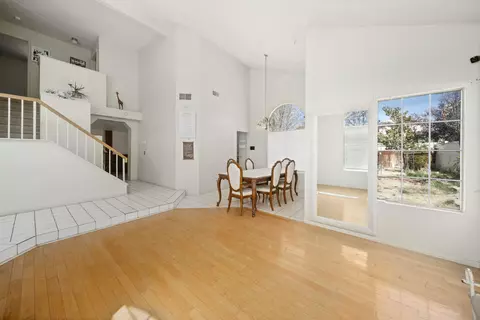 Living - 2535 Overland Ave, Lancaster, CA 93536 photo 2 of 7