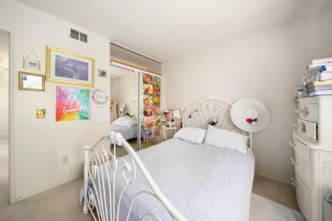 Bedroom - 2535 Overland Ave, Lancaster, CA 93536 photo 4 of 8
