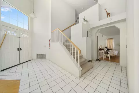 Entry Way - 2535 Overland Ave, Lancaster, CA 93536 photo 1 of 1