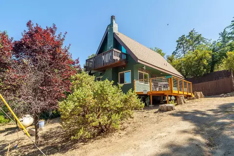 24600 Schaffer Dr, Idyllwild, CA 92549