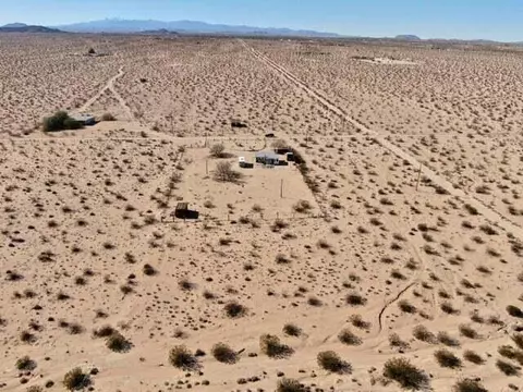 View/Area - 1331 Leeds Rd, Joshua Tree, CA 92252 photo 4 of 4