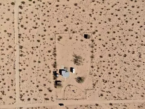 View/Area - 1331 Leeds Rd, Joshua Tree, CA 92252 photo 2 of 4