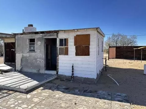 Exterior - 1331 Leeds Rd, Joshua Tree, CA 92252 photo 7 of 7