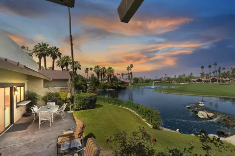 264 Green Mountain Dr, Palm Desert, CA 92211