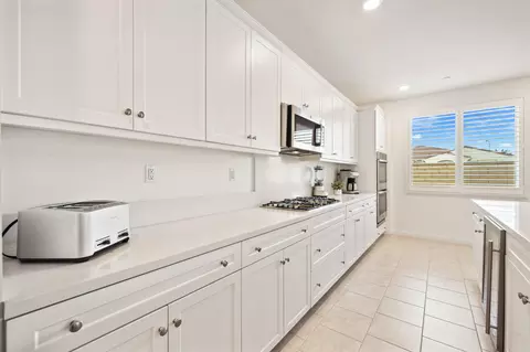 Kitchen - 82054 Verdi Rd, Indio, CA 92203 photo 3 of 5