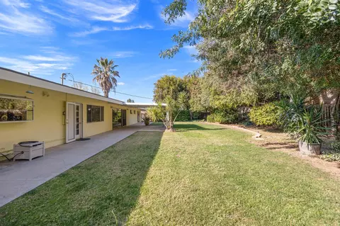 Exterior - 5284 Bardwell Ave, Riverside, CA 92506 photo 9 of 10