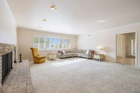 Living - 5284 Bardwell Ave, Riverside, CA 92506 photo 2 of 7