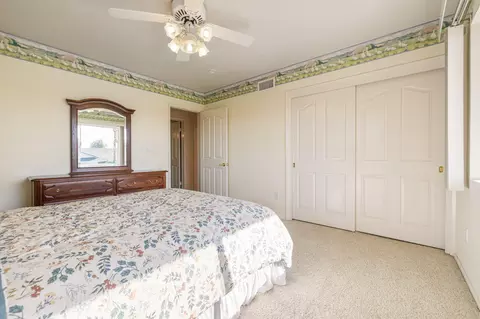 Bedroom - 5284 Bardwell Ave, Riverside, CA 92506 photo 5 of 8