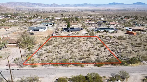 65 Sapphire Rd, Lucerne Valley, CA 92356