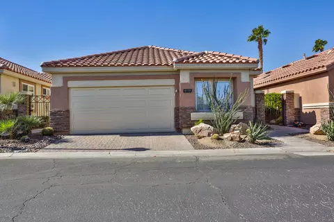 42725 Turqueries Ave, Palm Desert, CA 92211
