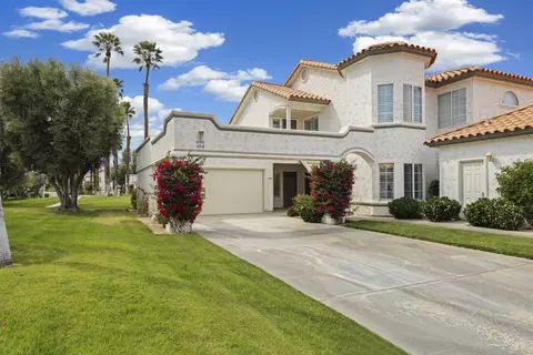 694 Vista Lago Cir N, Palm Desert, CA 92211