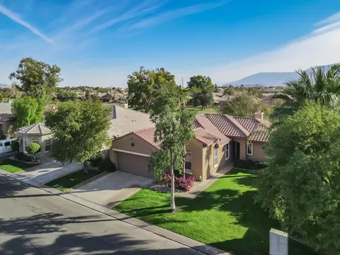 View/Area - 82491 Grant Dr, Indio, CA 92201 photo 2 of 4