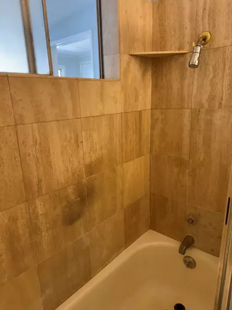 Bath - 49074 Mojave Dr, Morongo Valley, CA 92256 photo 2 of 2