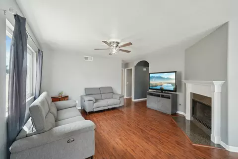 Living - 29358 Silverfern Pl, Highland, CA 92346 photo 7 of 10