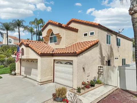 Exterior - 29358 Silverfern Pl, Highland, CA 92346 photo 6 of 27