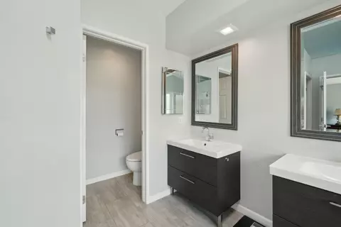 Bath - 29358 Silverfern Pl, Highland, CA 92346 photo 6 of 10