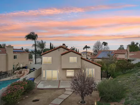 Exterior - 29358 Silverfern Pl, Highland, CA 92346 photo 4 of 27