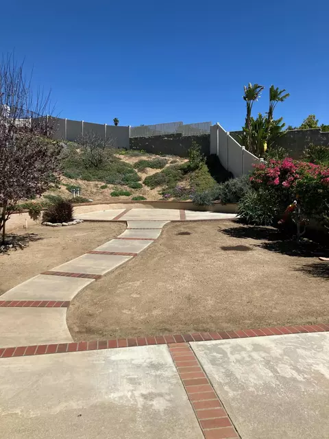 Exterior - 29358 Silverfern Pl, Highland, CA 92346 photo 19 of 27