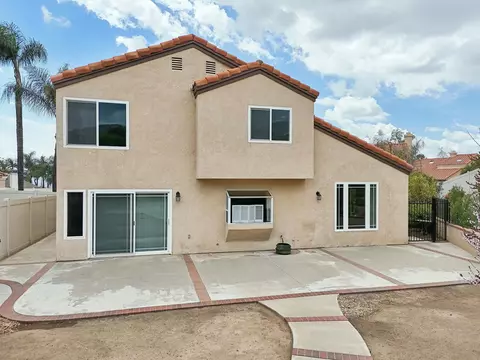 Exterior - 29358 Silverfern Pl, Highland, CA 92346 photo 17 of 27