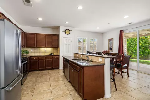 82252 Dunn Dr, Indio, CA 92203 photo 4