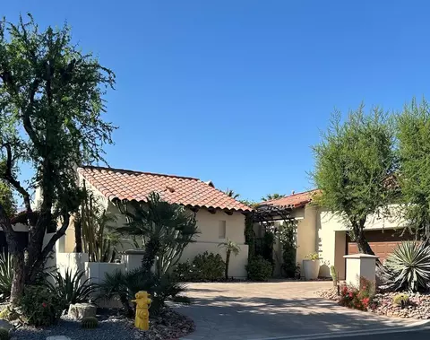 725 Hawk Hill Trl, Palm Desert, CA 92211