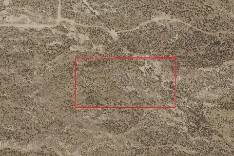 45 Th Street West Avenue E9, Lancaster, CA 93536