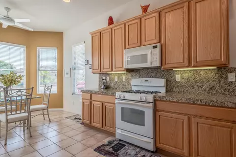 80458 Glen Eagles Ct, Indio, CA 92201 photo 12