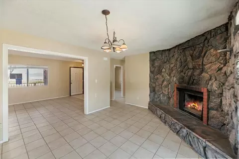 Living - 32649 Zircon Rd, Lucerne Valley, CA 92356 photo 8 of 10