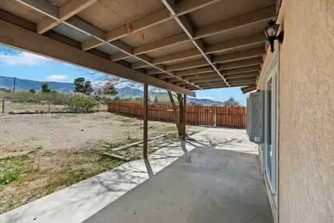 Exterior - 32649 Zircon Rd, Lucerne Valley, CA 92356 photo 15 of 19