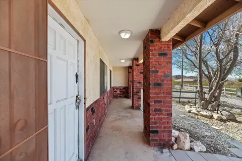 Entry Way - 32649 Zircon Rd, Lucerne Valley, CA 92356 photo 1 of 2