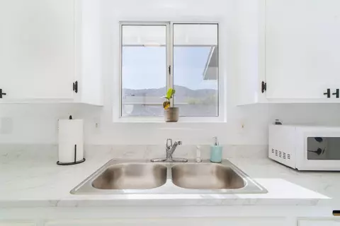 6635 Morongo Rd, Twentynine Palms, CA 92277 photo 14